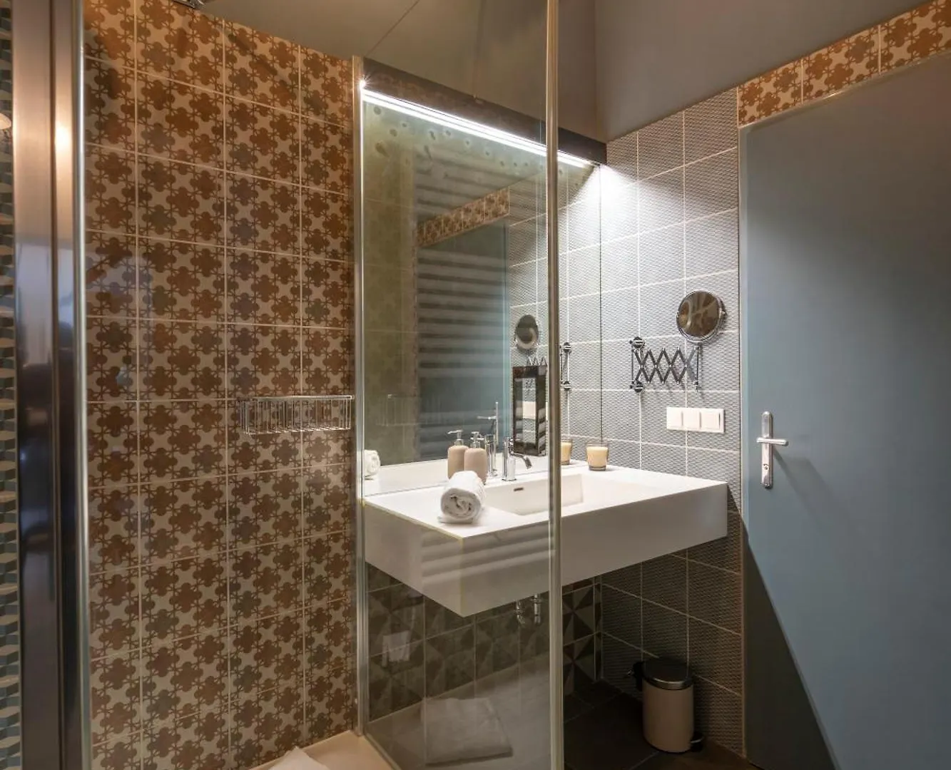 Awerner Suites Belvedere - Der Tischler Vienna 0*,